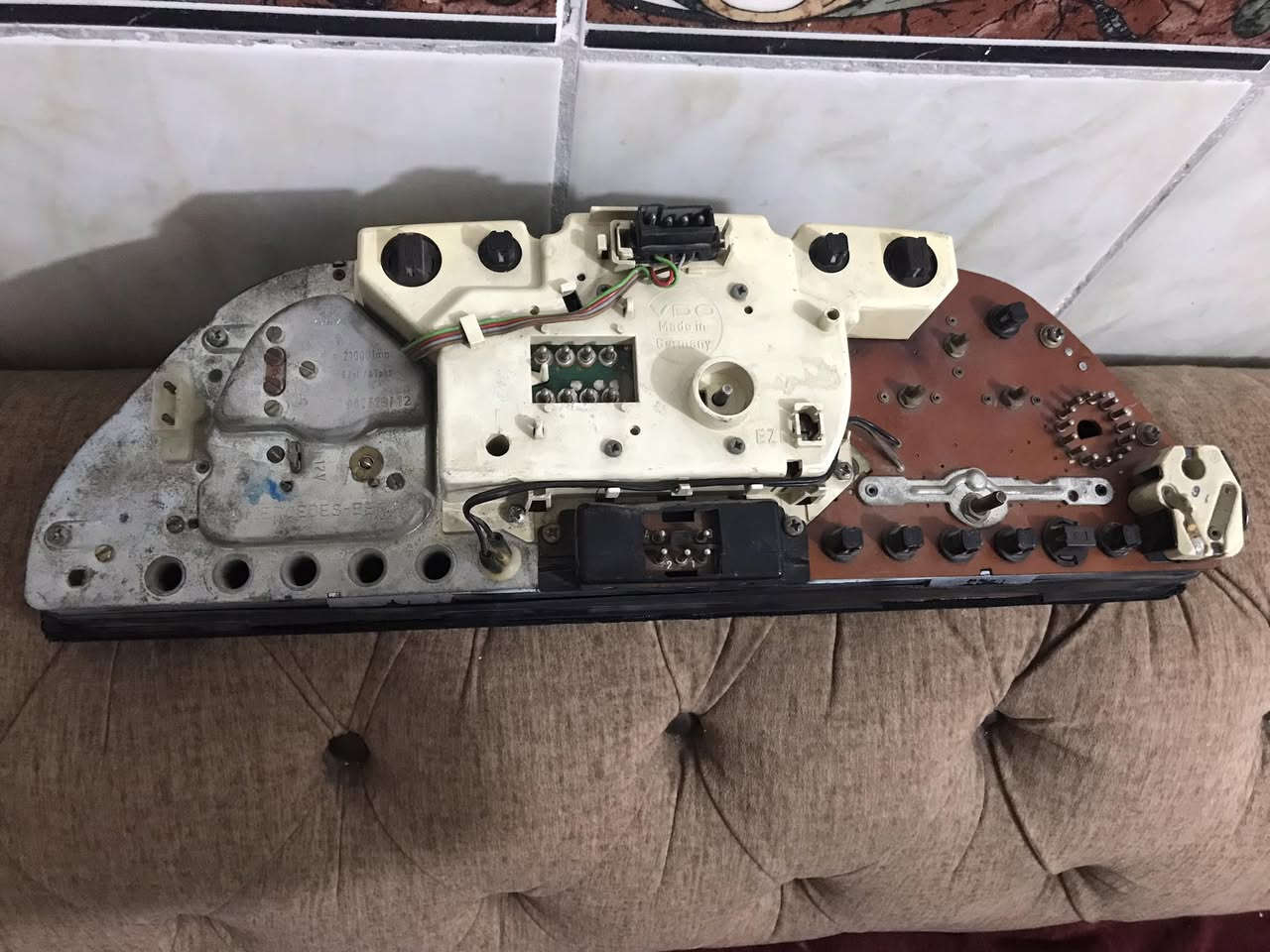 متوفر كيجات مرسيدس بنز رئاسي 300
***********
