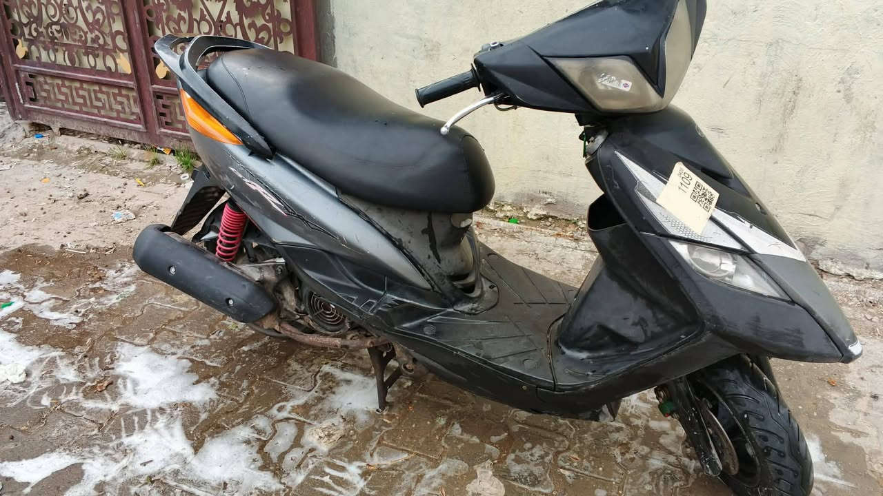 سلام عليكم للبيع دراجة ماكس ثعلب الدراجة جديدة الكهربائيات كلهة شغالة مكان الدراجة بغداد المحمودية السعر 400وبيهة مجال بسيط الرقم ***********,***********
