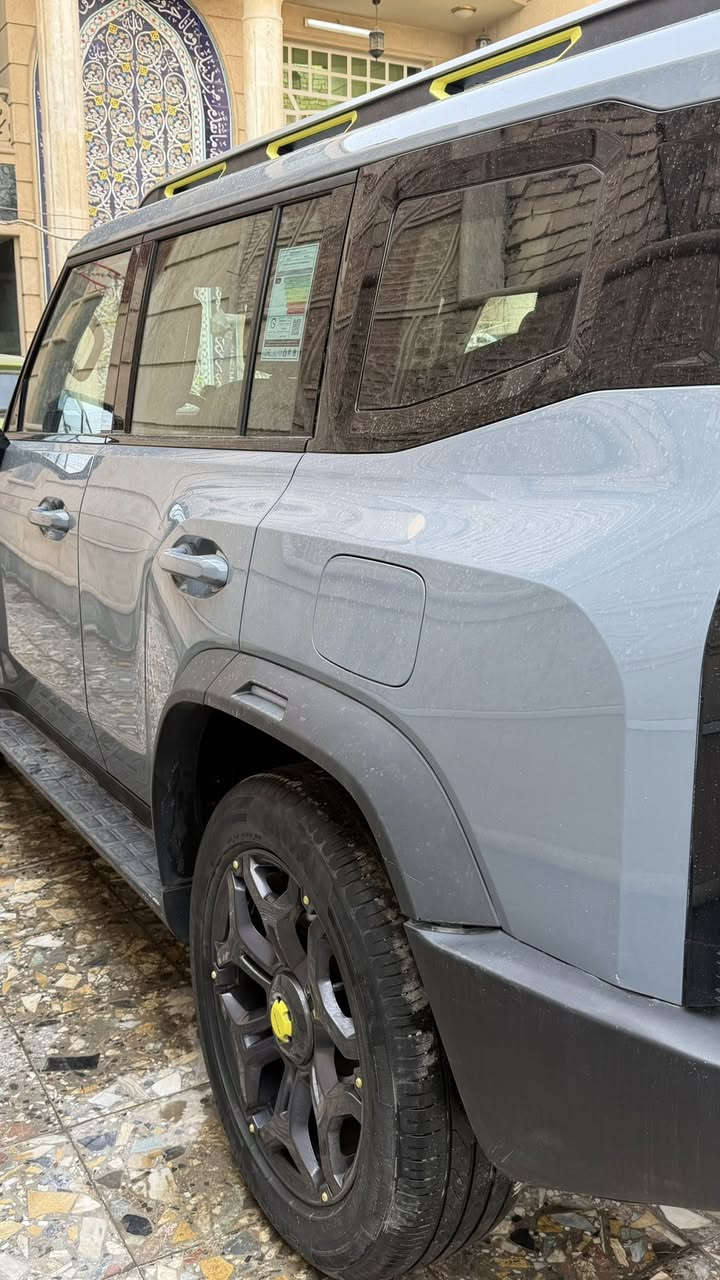 جيتور t2 2025 
وكالة شركة هارلم 
سيارة ماشية 25 
مكفولة فقط الجاملغ راجع بارد 
السيارة كولش نظيفة وجديدة استخدام شخصي بنية 
لون سمنتي داخل مميز زيتوني حزام برتقالي 
سيارة فول مواصفات 
السعر ٣٥ مليون ونص
***********
