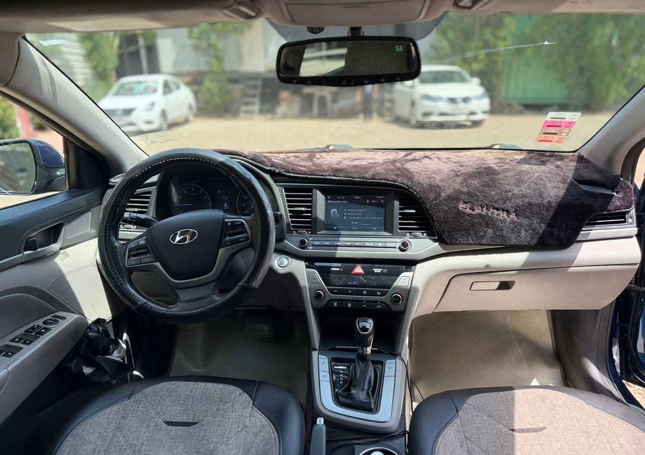 السلام عليكم للبيع فقط 
هونداي النترا 2017 وارد أمريكي محرك 2000 
 فول مواصفات لمتدد ما عدى الفتحة
حادثها بنيد ودعامية مبدلات ويرباك الدرگه الدشبول طاكات ومرجعيهن سستم جديد 
داخل جلد وتبريد بيانو ونقطة عمياء رادار جانبي وخلفي مكينه وكير وحداديه مكفولات تخم تاير جديد رقم السيارة  بغداد بأسمي

مكان السيارة بغداد 
 💸 السعر:127 ورقة وبيها مجال 
 📞 للاستفسار الاتصال على رقم: 
***********
