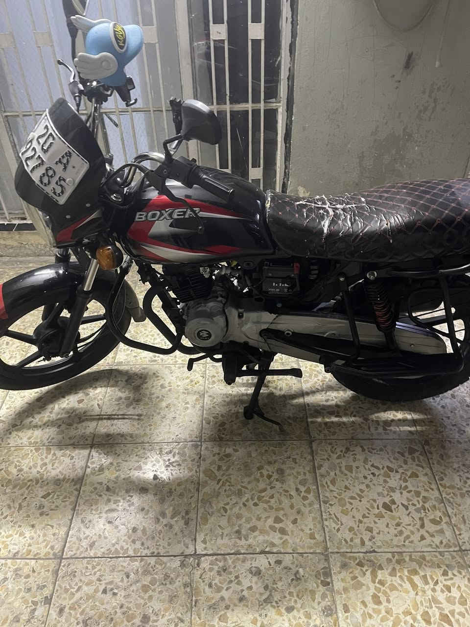 السلام عليكم بوكسر 21 كلاسك
الدراجه متروكه جانت مجفته ودراجه حلوه ونظيفه كامله بيها طخه بالتانكي مكاني بغداد الحريه رايدها مليون و700 وبيها مجال

***********
