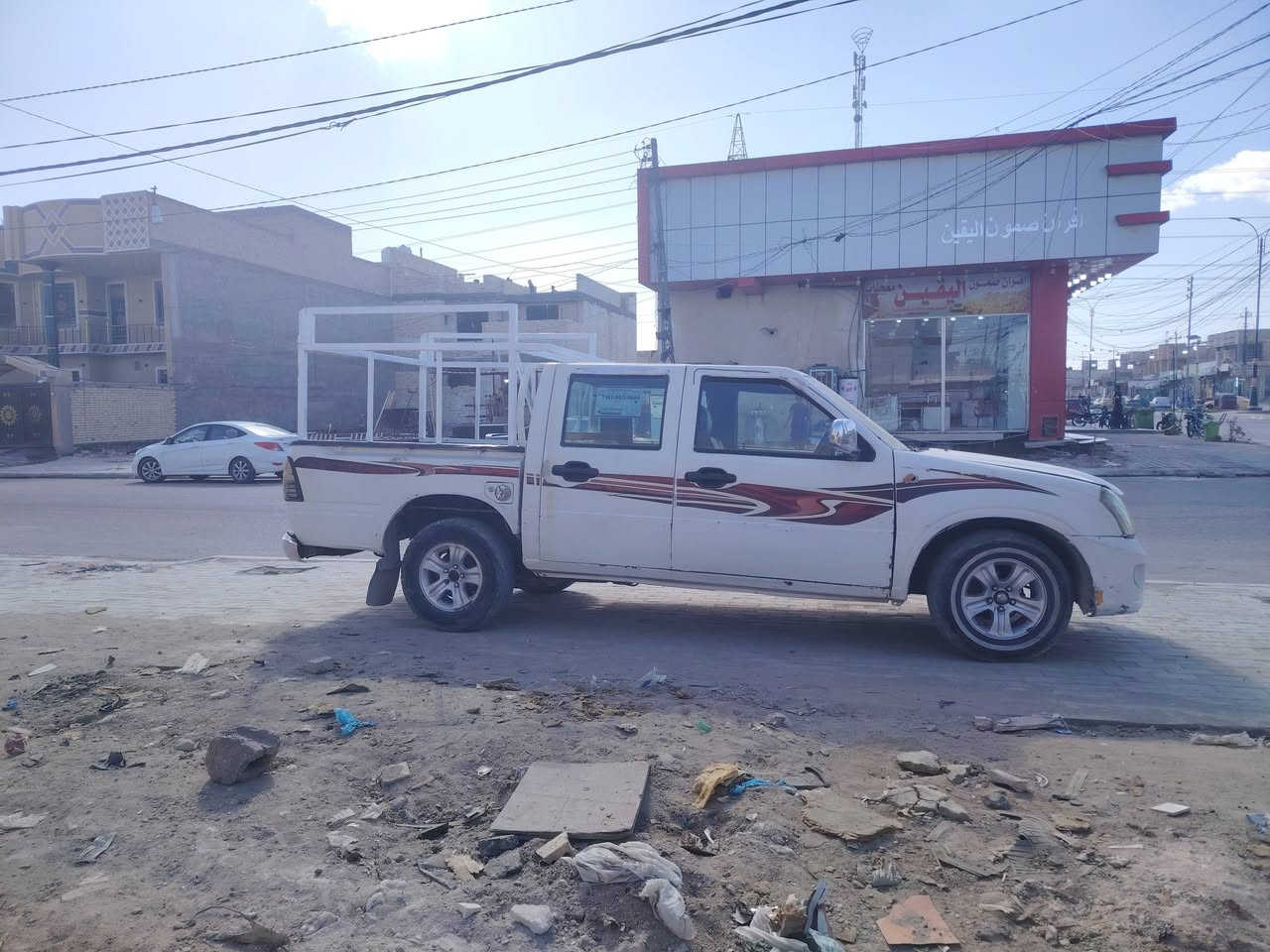 مسلام عليكم  بيكم سوبر دير رقم بغداد  موديل11 مكاني كربلاء محرك  وكير خير من الله وتخم تايرات  جدد باتري جديدد
هزا جديده عابره هزا وجاي نشتغل بلمعامله هيئه غرامات كلا عليه تاخذ نكليزي 
السياره حلوه بس يرادله وجه وكم شغلا
سعر35
 ***********
