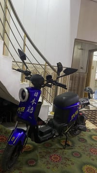 دراجة شحن R9 • ٥ بطاريات جديدة • كهربائيات شغالة