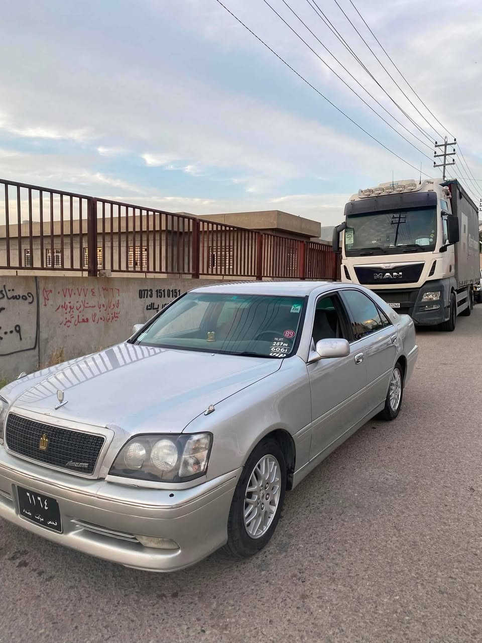 ماشااللە لە ماڵی هەموو لایەک

مەلیکە موس موس 
بەحری 
سێ دووگمە 
داشبووڵ نەجەف 
گێڕ عەدل
پەردە
تەبرید سارد و گەرم  بەستراوە
ناو ڕەساسی
بەس شوێن موسەکانی بۆیاخە 
گێڕ و مەکینە بە شەرت
چوار تایە و ویلی تازەی لە ژێرایە و سەیارەیەکی تا بڵێی پاکە 

 بێ کۆدە و بەیانی بڕۆ خۆت کۆدی بکە .

نرخ 47 گەڵا و مەجالێکی کەم

ژ.م ***********
