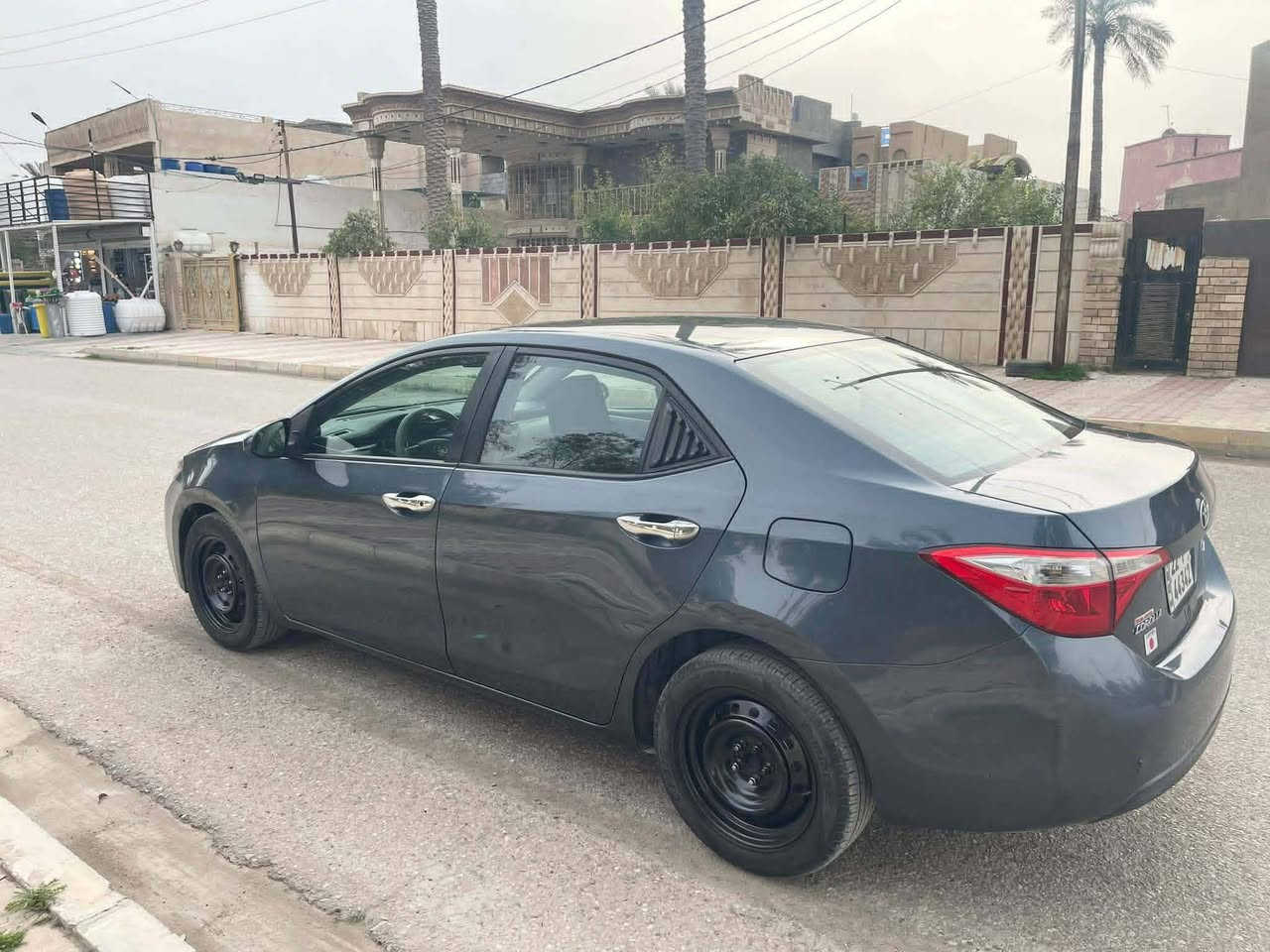 السلام عليكم
كورلا موديل ١٦ رقم أربيل الجديد و بسمي وارد امريكي ضرر قطعة وحدة بدون دواخل شرط و بدون ايرباك وكير ومكينة مكفولات وتخم تاير جديد 
السعر ١٢٥ وبيه مجال قليل حك الجية
العنوان ديالى المقدادية
***********
