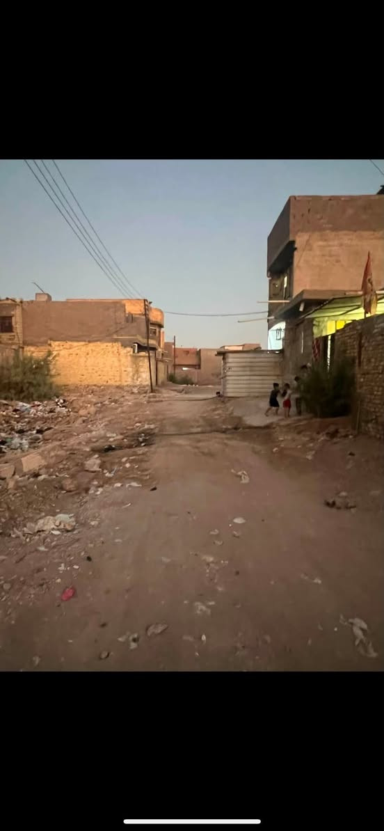 قطعه ٢٠٠ متر شارع المشروع شارع عشرين فرق ٣٠ متر عن الشارع القطعه مربعه ٢٠"١٠  ابيع ١٠٠ عادي السعر٤٠ مليون


**إذا كنت صاحب هذا الإعلان وتريد حذفه لأي سبب، رجاءا أرسل رسالة إلى الدعم الفني**