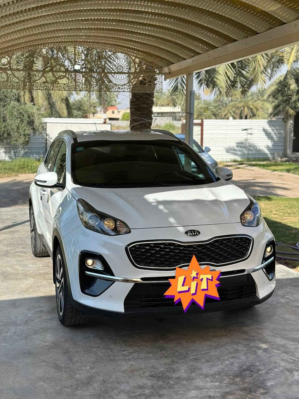 السلام عليكم 

للبيع كيا سبورتاج موديل 2019 خليجي ..
ماشيه 82 حقيقي .. 
السيارة مكفوله كفاله عامه رقم بغداد باسمي هزه و سنويه كله جديد السياره جاهزه من كلشي وما بيها اي نقص كلشي بيها على وضع الشركة .. 

مواصفات السيارة ... 

حساسات
داخل حمصي
اشاير بالمري
مري كهرباء
فول تحكم ستيرن
باقي مواصفات الدوليه معروفة 

السعر 187 وبيها مجال قليل 
مكان السياره الحلة .. حي العسكري 
للاستفسار اكثر الاتصال : ***********
