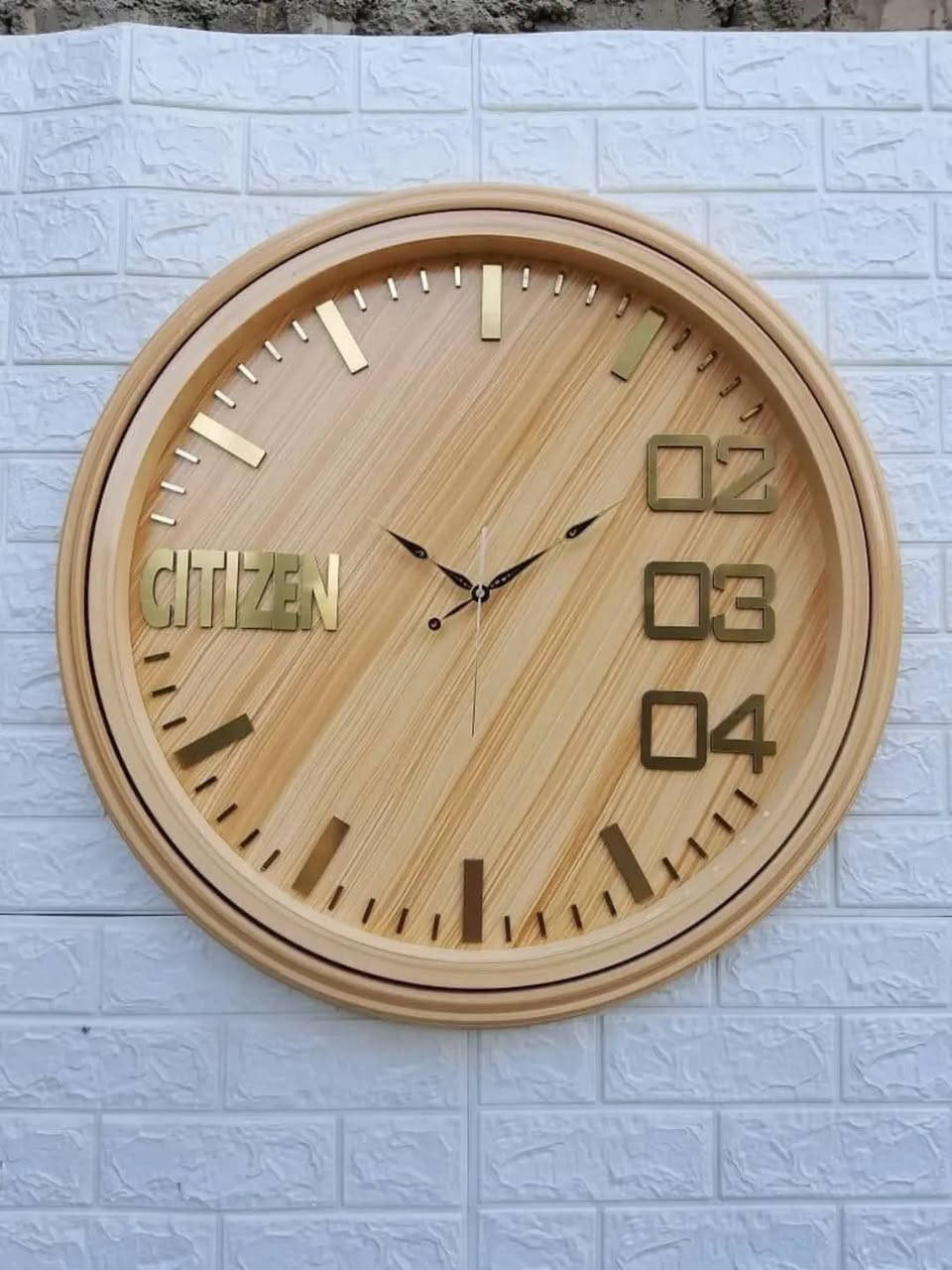 ⏰ ساعة حايط سيتيزن فخمة – حجم كبير ٧٥ سم
تصميم يضرب بالقلب 👌
متوفرة بعدّة ألوان أنيقة تناسب كل الأذواق:
▪️ رصاصي ويا ذهبي (فخامة ملكية)
▪️ فضي ويا ذهبي (ناعم ومرتب)
▪️ خشبي فاتح (ستايل راقي ودافئ)
▪️ خشبي غامق (كلاسيك وفخم)

⏱️ حركة كواترز دقيقة وهادئة
🔝 حجم كبير يملأ الحايط ويغيّر شكل المكان
تصلح للصالات، المكاتب، الفلل، والمحلات
السعر 25 مع التوصيل توصيل جميع محافظات
قطعة وحدة تكفي ترفع ديكور المكان كله ✨
للتواصل 
***********
