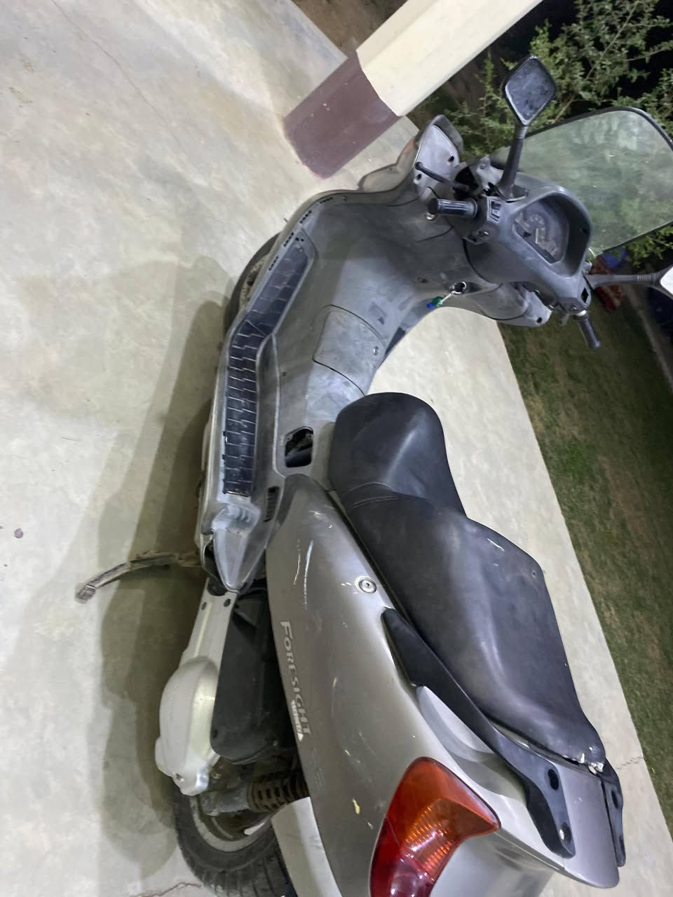 سلاام عليكم دراجه فورسايد اللبيع نقصها باتري رسلف السعر 450بيها مجال الرقم ***********
