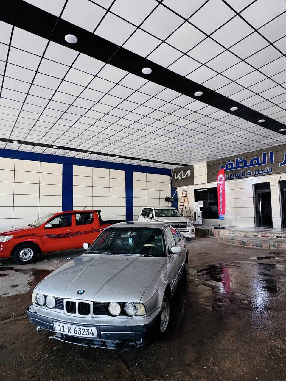 بي ام 525 موديل ١٩٩٠ رقم وهزه جديد تحويل مباشر بسمي السيارة كهربائية كولها شغاله تبريد ثلج محرك دواخك كير كولها مكفوله جاهزه تخم تاير مكان السياره صلاح الدين الدجيل 
الاستفسار ٠
***********
***********
