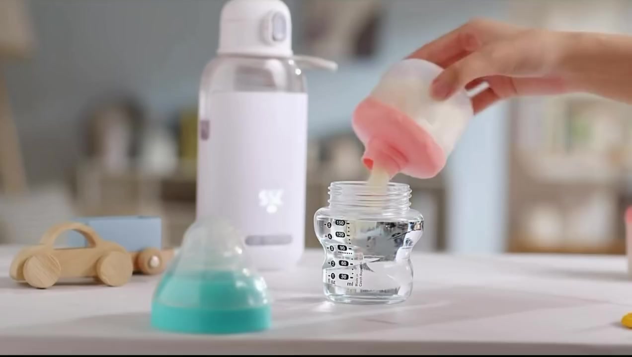 ⸻

🍼🔥 سخان الرضاعات المحمول – Boar 🔥🍼
مثالي للسفر والتنقل ✈️🚗

✨ المميزات:
🌡️ تحكم ذكي بدرجة الحرارة من 37° إلى 70°
⚡ تسخين سريع وآمن
⏳ يحافظ على حرارة الحليب حتى 6 ساعات
🔋 يعمل عبر USB (يشبك على الباور بانك أو السيارة)
🥛 سعة 270 مل
♻️ BPA FREE – آمن 100% لطفلك

👩‍🍼 حل عملي للأمهات داخل وخارج البيت
🎁 مناسب كهدية للمواليد الجدد


**إذا كنت صاحب هذا الإعلان وتريد حذفه لأي سبب، رجاءا أرسل رسالة إلى الدعم الفني**