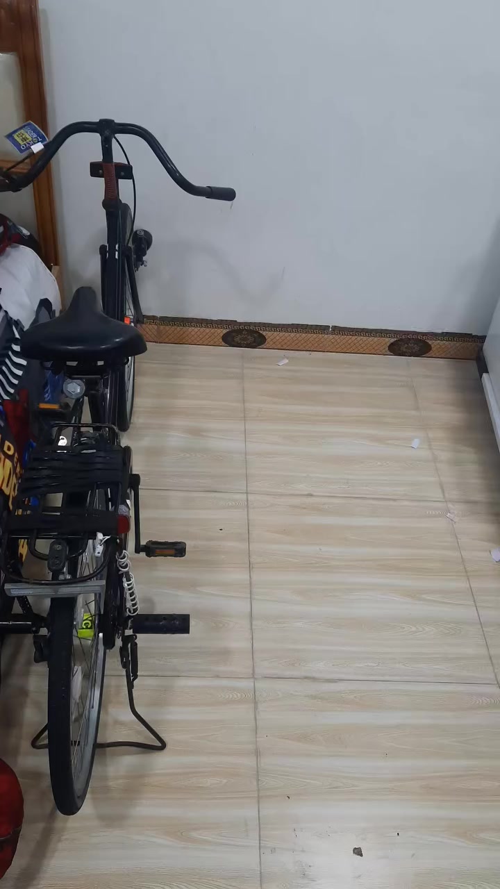 السلام عليكم بيسكل للبيع بيدي مديل 21 حجم 26 بيسكل نضيف فول السعر 130 وبي مجال للمروسه ويا ساتوس او كولف


**إذا كنت صاحب هذا الإعلان وتريد حذفه لأي سبب، رجاءا أرسل رسالة إلى الدعم الفني**