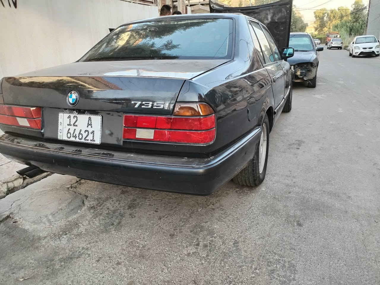بي ام ٧٣٠ فل مكينه كير شرط تبريد ثلج صبغ جماليه بدون حدث موديل 1992
***********
