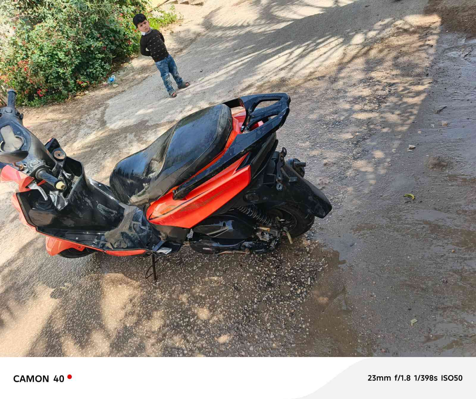 سلام عليكم دراجه سكنس محرك شك الكاع كله شغال سلف هندر لايتات كله شغال السعر ٢٥٠بيه مجال


**إذا كنت صاحب هذا الإعلان وتريد حذفه لأي سبب، رجاءا أرسل رسالة إلى الدعم الفني**