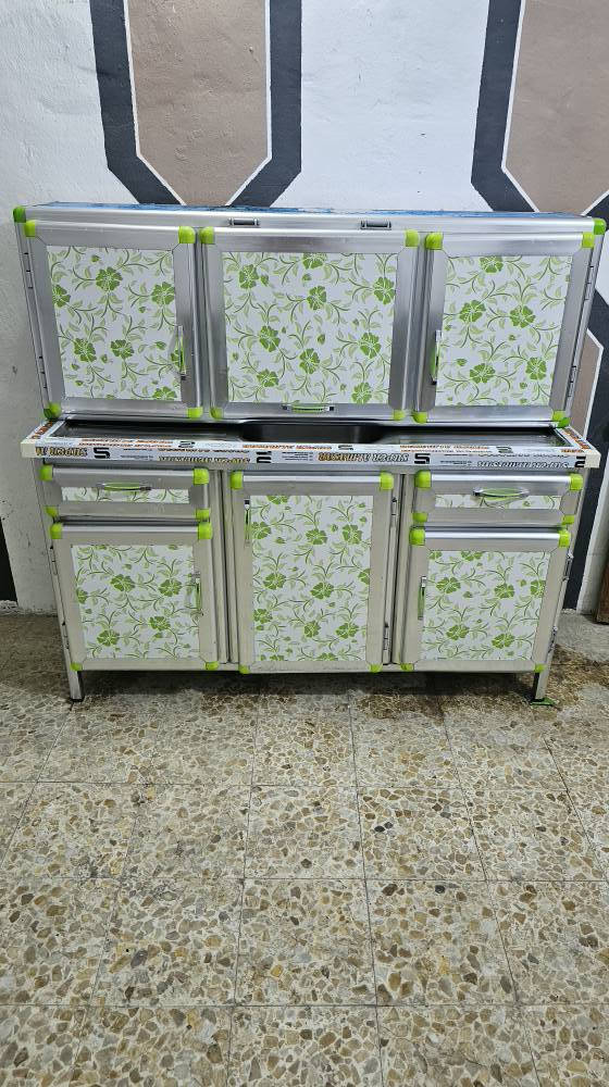 سنكي متر ونص نضبف اي ضرر مابي مثل مشوفة بصورة تسكام نضيف كلش بطنة نضيفة العنوان نجف حي جزيرة سايدين مطعم العكايشي فرع جامع ثقلين *********** النجف, العراق
