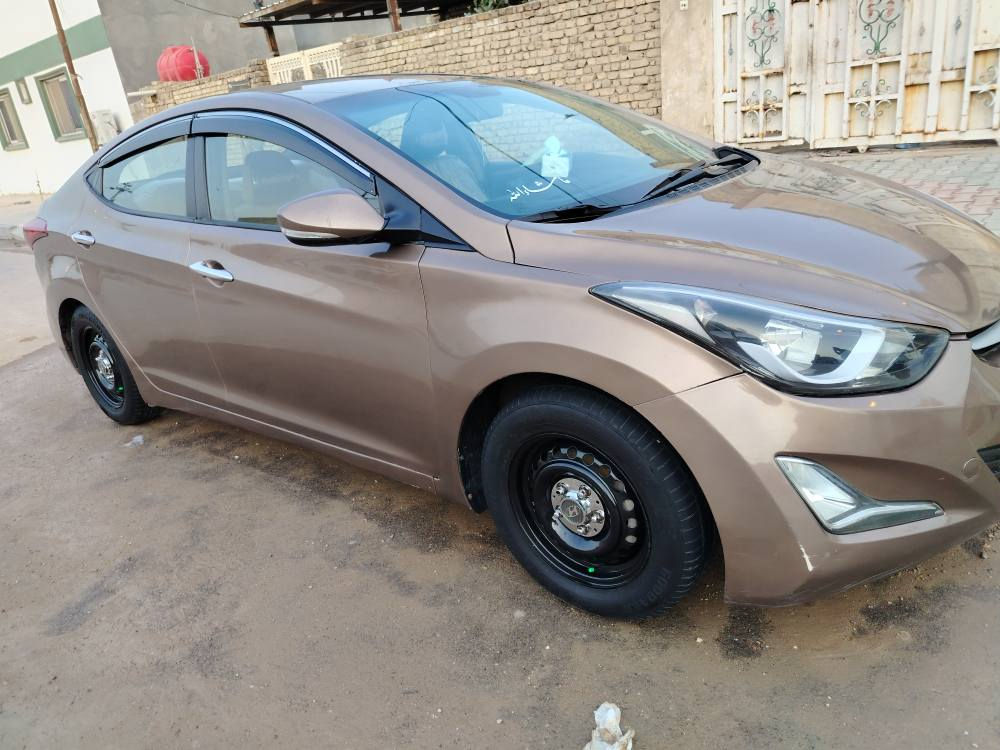 السلام عليكم 
الانترا خليجي بغداد 16محرك 1600دگشن عالي گير محرك كفالة تخم تاير حدادية100‎%‎ تبريد قطعتين كاميرا اشاير بالمري شاشة  لايت زنون رقم انگليزي  السنوية لغاية 28 السيارة ماشية 90
السعر 110وبيها مجال قليل 
العنوان واسط مركز مدينة
للاتصال/*********** دهل اوران, واسط
