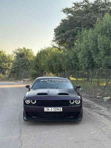 جالنجر   مميزة 🟣
الموديل 2021 
حجم المحرك 8v 5700 
اللون بنفجسي مميز بلاد 
 داخل جلد بنفسجي 
سوبر تراك باك 
دخول ذكي (بصمة) 
تشغيل عن بعد 
شاشة كبيرة ( اوبشنات SRT ) بلاد 
نظام Apple car play 
كامرة خلفية  دوارة
حساسات خلفية 
مرايا متحسسة للاضاءة العالية 
نظام ملاحة نفكيشن GPS
سستم صوت الپاين 
الپروجكتر زنون  
كشناات امامية حضن 
كشنات كهرباء امامية 
تدفئة ستيرن 
تدفئة المري الخارجية حساس مطر
حساس مرأة الوسطيه 
حساس ضباب 
شيفتات ستيرن
قطتعنين تبريد + منفذين USP 
سبايدر خلفي  اصلي وكالة بلاد
كزوز موبار صوت كلش حلو 
برمجه سياره بالكامل هيلكات
 شفقه +دوس جانبيه 
عليها نانو سيراميك 
بلكات ريسنك ولف حماوه ريسنك + نوزلات + فيت بم
وبعد هواي عليها تعديل سياره كلش قويه وحلوه 
الحادث جاملغ وبنيد  وباب نطخت بالعراق بدون شوالصي
 رقم صاحب سياره ***********
