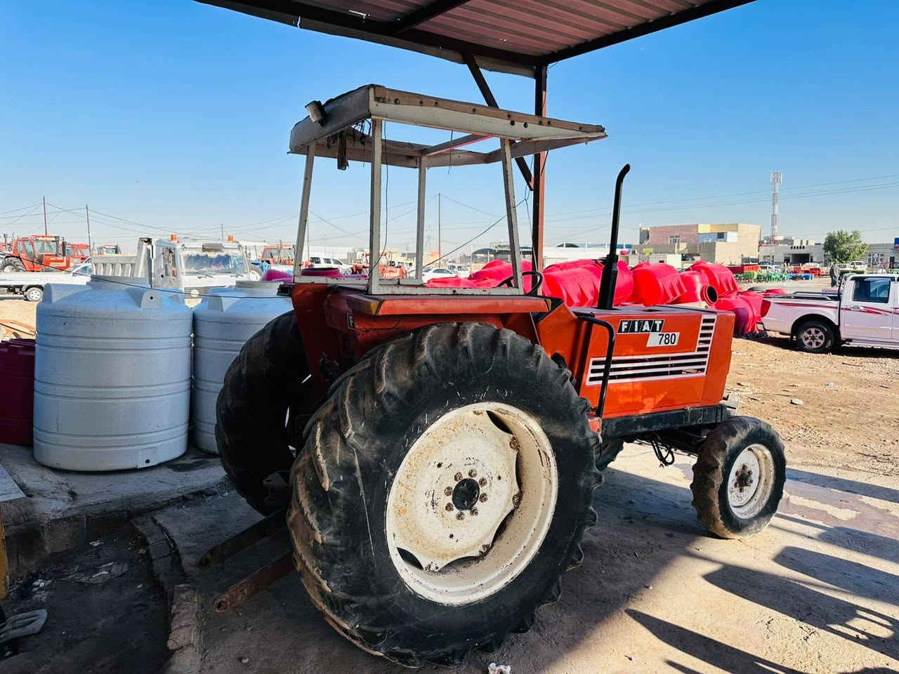 سلام عليكم من رخصته الادمن المحترم 
للبيع فيات 780 مكينه كدامك وكلشي مواضح 
سنويه ورقم بغداد بدون تحويل مكينه جاهزه للعمل
مكان واسط قضاء الزبيديه الاستفسار اتصل وتدلل 
***********
