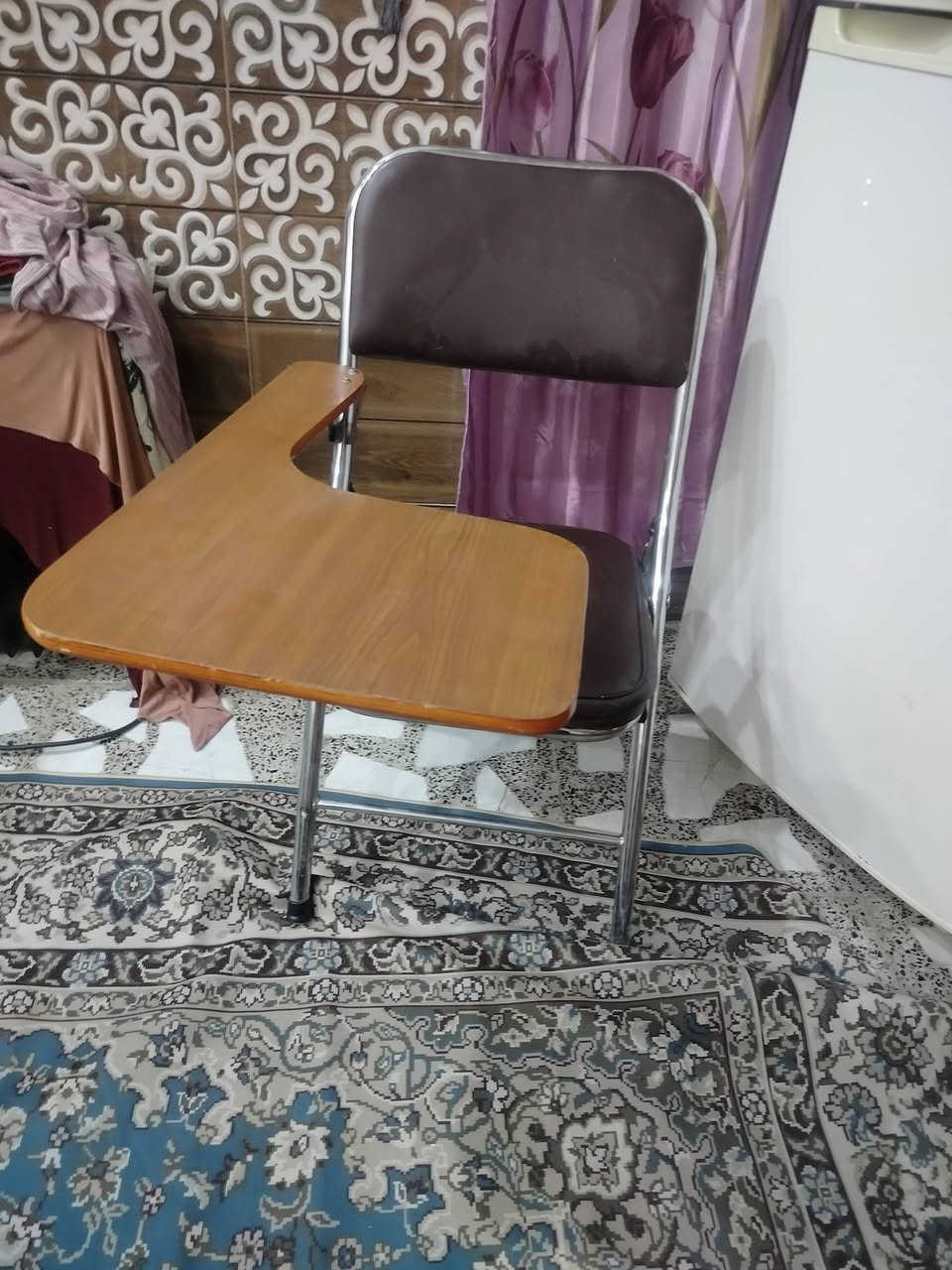 للبيع اغراض بيت بسعار مناسبه جدا مكان بغداد حي الجهاد للاستفسار ***********
