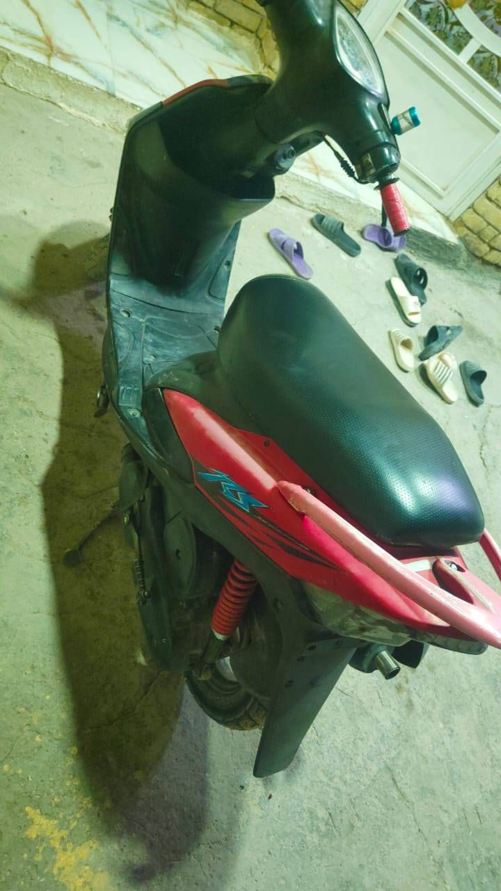 سلام عليكم دراجة ماكس عدله للبيع بلادي مامفتوح كله بلادي كفرات ختم واحد الدراجه خير من الله مكان واسط قضاء النعمانيه متواجد واتساب وخاص الرقم ***********
