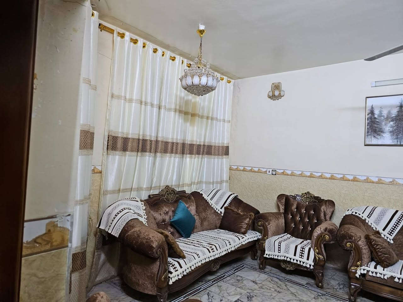 دار للبيـــــــــــــع....
طابــــــــو مــــــلك صـــــــرف.... 
ــــــــــــــــــــــــــــــ
حي الكفاءة خلف كــــــــــراج الموحـــــــــــــد.... 
ركـــــــــن.. 
وبمســـــــــاحه // 216م... 
طابقيــــــــن والبناء جــــــــديد وبحاله جيده 
ــــــــــــــــــــــــــــــــــــــــــــــــ 
يحتوي على 
خمســـــــــة غرف نـــــــــــوم
 صالــــــه هـــــــول مطبـــــــــــخ حار بارد
 صحيات خارجية وداخليه كــــــــــراج حديقــــــــــه ومناور... 
ـــــــــــــــــــــــــــــــــــــــــــــــــــــــــــــــ
***********
***********
