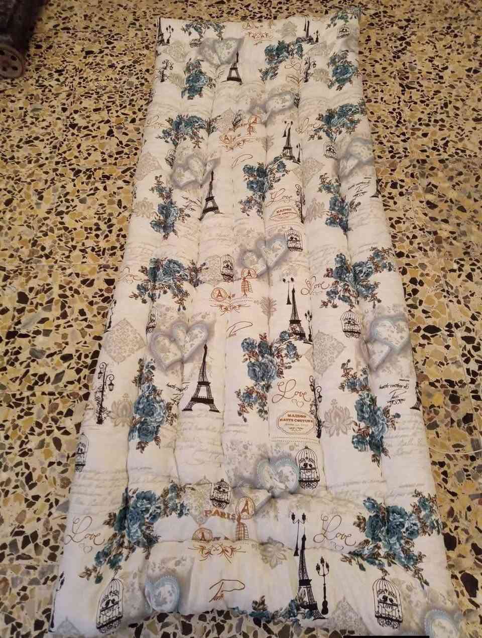سلام عليكم موجود جودليه الزوج 25 الزوج المخاد ثمانيه دوشك طفل بعشره متواجد خدمه توصيل وعيد الندافه اذا عندكم قطن او ديباج خدمه توصيل داخل سريدات وخارج سريدات رقم تليفون تواجد واتساب وخط *********** ابو علي
