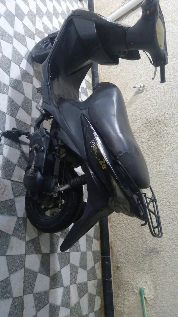 ادرس ماليزي نضيفه للبيع او مراوس ب سبيسي مكاني السفحه ***********
