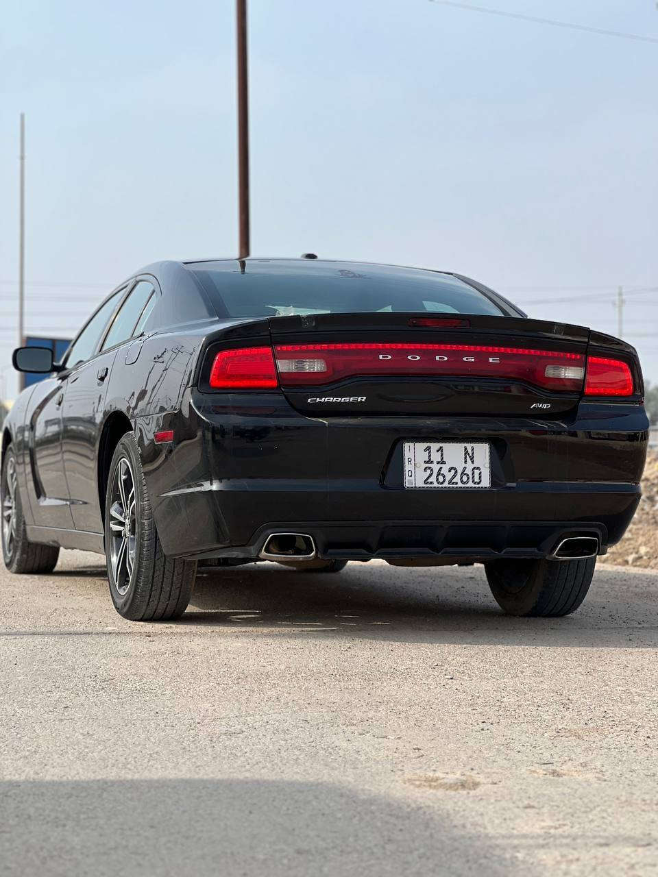 سلام عليكم جارجر للبيع مديل 14رقم بغداد الجديد راعيهه يريد تحويل سياره كنديه بيهه جاملغ المامي صبغ ولخلفي نصه صفحت السايق سياره جاهزه كير ومكينه وحداده بشرط مكان السياره العماره حي رساله السعر 140وبيهه مجال حك الجيه الشراي يتصل ويدلل ***********
