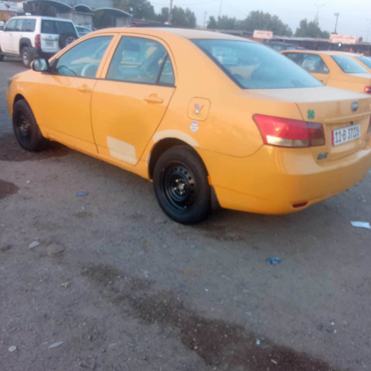 سلام عليكم بيوايدي موديل 11بيها هاي تلكيطات بعدني مصبغها محرك كير كولة 1600الحديث رقم نكليسي وبسمي لحد 27مصفرة هية وغرمات ربع ماكو عله صدر جديد قاعده فتبم جديد كشنات مدوشم بين النحل مكاني ديالى خانقين السعر 55وبي مجال وهذا رقمي ***********
