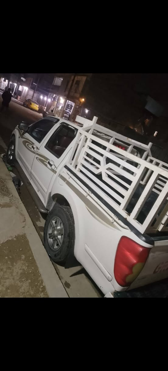 سلام عليكم بيكم كريت ويل مديل 2011رقم بغداد تايرات جدد باتري جديد محرك كير مكفولات صدر نضيف السيارة مغلفة فافون من جوة ومحجر تبريد شغال بس وكف الكمبريسر بيها ضربة بالجاملغ الأيمن خفيفة ومعمر نفسة سيارة نضيفة ترايك للبصرة سعر 65ورقة مكان السيارة بغداد شهداء العبيدي الثانية ***********
