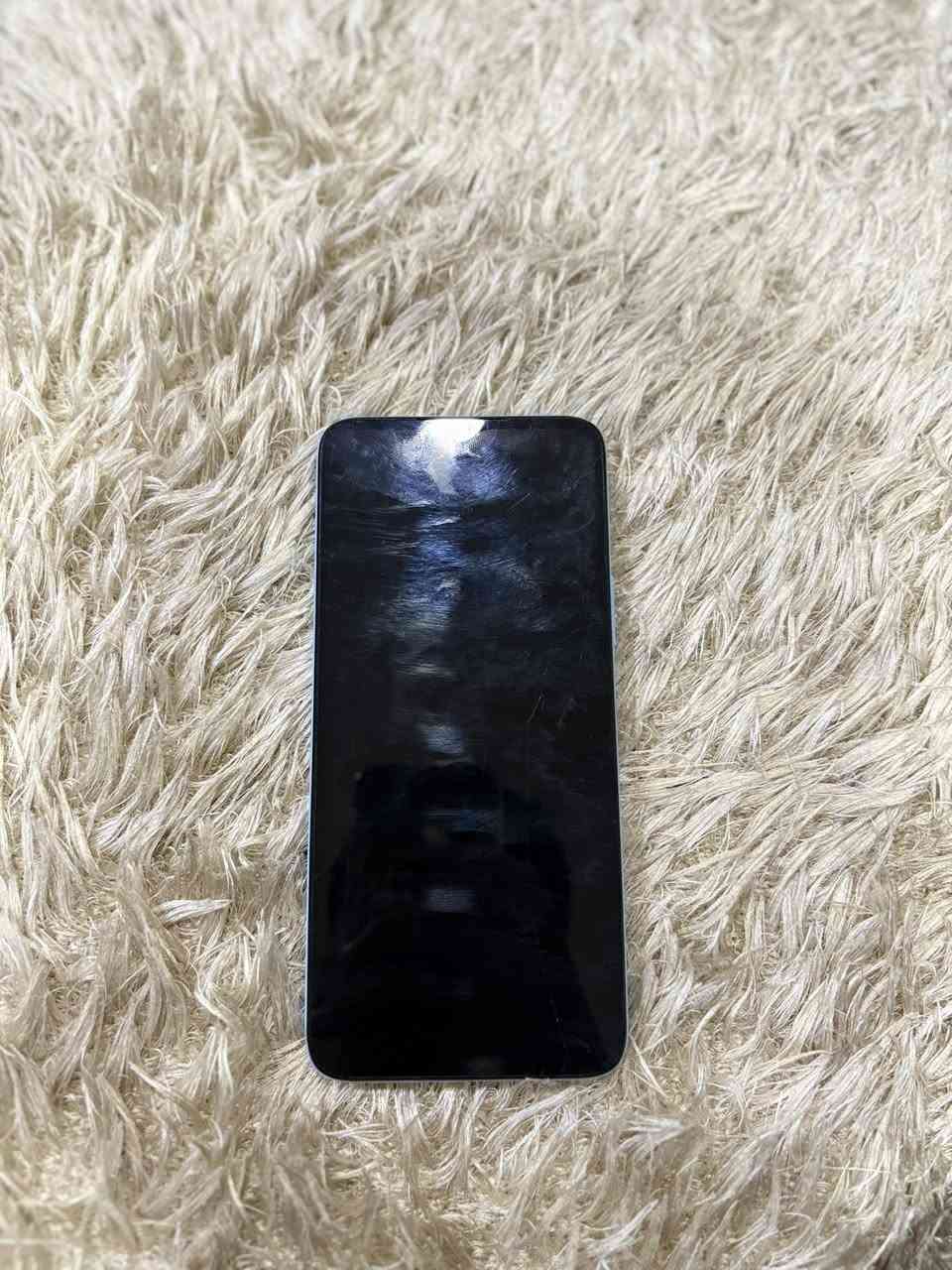 السلام عليكم
هونر 

ذاكره 128 

بطاريه 5000 الف

ممفتوح كله شغال  شاشه بيه فطر ممائثر عل لمس 

عل فحص سعره 65 الف بي مجال 

مكاني بغداد الإسكان / رقمي *********** 

ممتواجد عل ماسنجر
