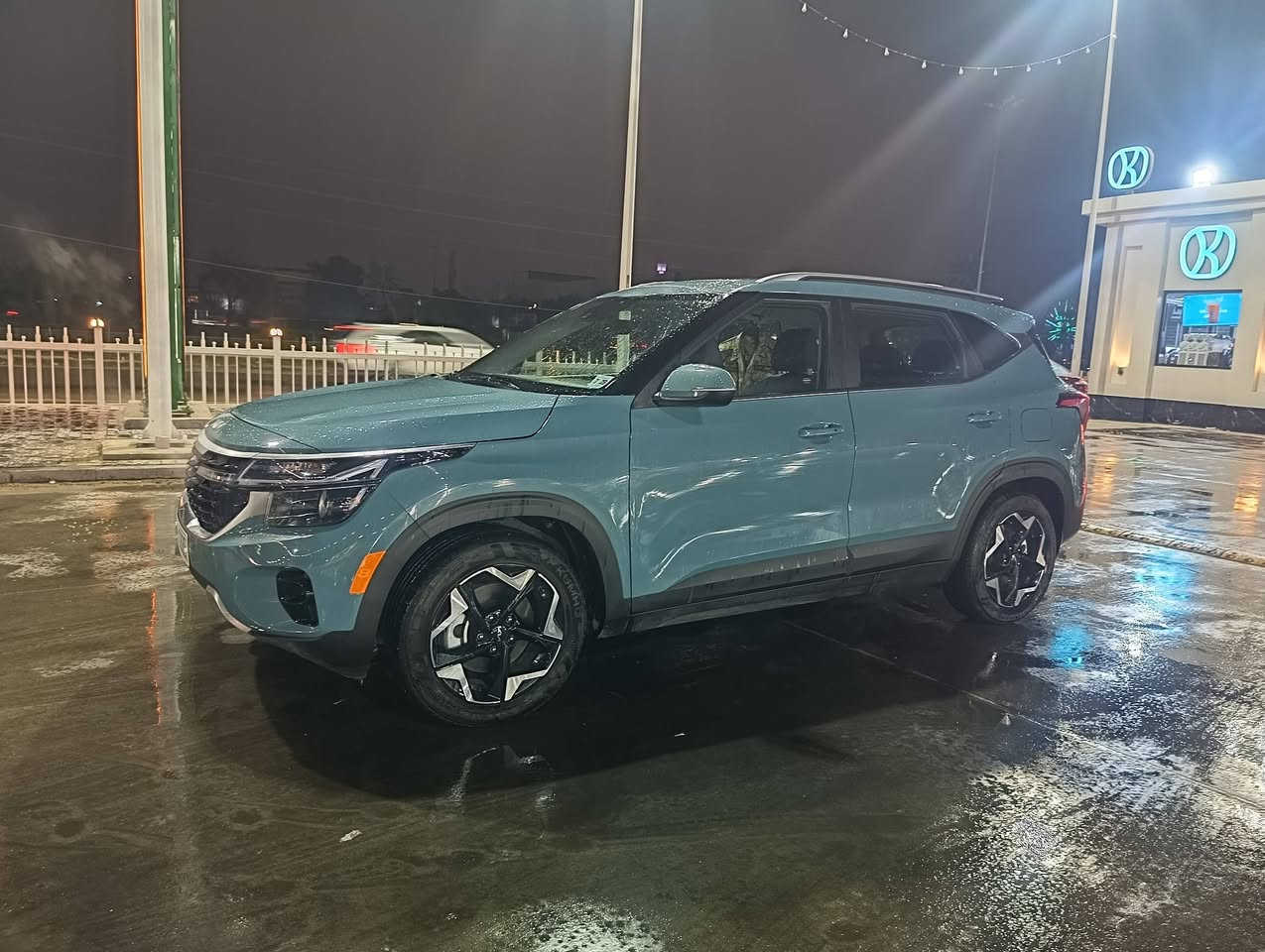 سياره للبيع كيا سيلتوز 2024 وارد امريكي
سياره فول مواصفات اخت زيرو ماشيه فقط 9 الف فقط
مكان سياره بغداد المشتل رقم الهاتف ‏‪***********‬‏
محرك 2000 دوش 
مقاعد جلد كهربائي
فتحة سقف 
لايت زنون + سكن لد 
اضاء داخليه بلادي 
ويل كب 
تدفئه مقاعد 
السعر 185 ورقه 
ملاحظه سياره بيه بعد مواصفات صور الحادث و سونر  داخل النشر
