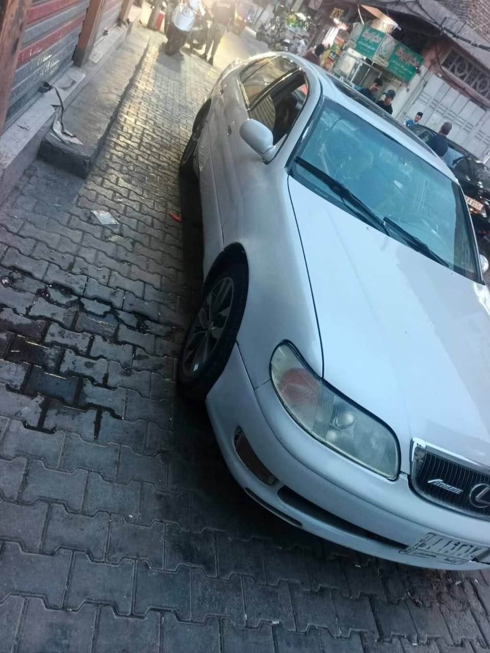 السلام عليكم لكزز موديل 93 
سيارة خير من اللة وسعر مناسب 36وبيها مجال  مشروع وطني وين ماجان داور رقم واسط سنوية ماساقطة 
مكان سيارة نجف 
لتواصل ***********
ملاحظة ⛔ الكير يرادله جبنه 
مصبوغة جماليه
وعوزها شغلات بسيطة 
والي ميعجبه سعر يعبر وكل احنا عل باب الله
