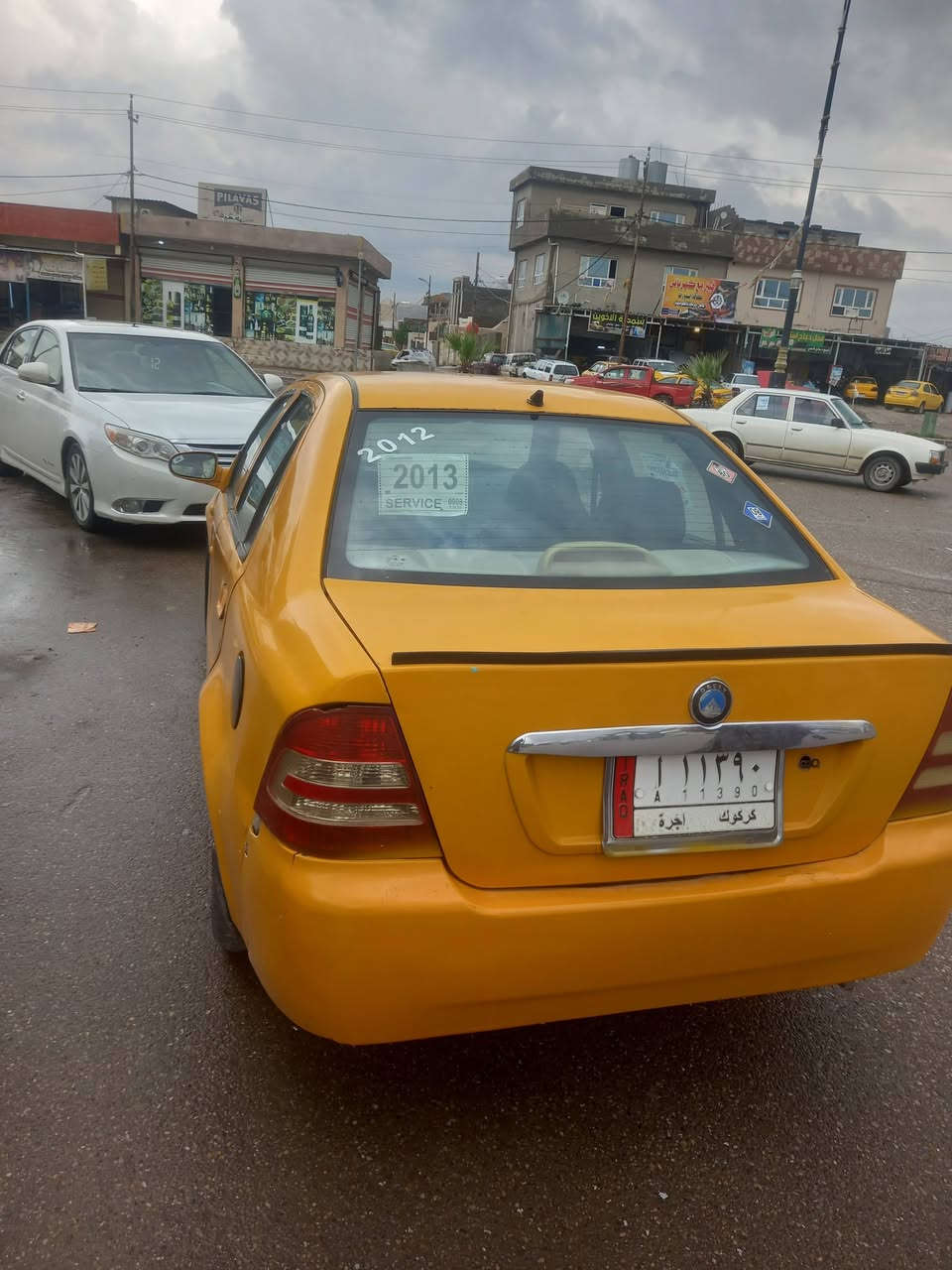 سلام عليكوم جيلي لبيع موديل 2012 شرط تحويل وكاله دفتر بازين. بي صدر تاير جديد 30بي مجال ***********
