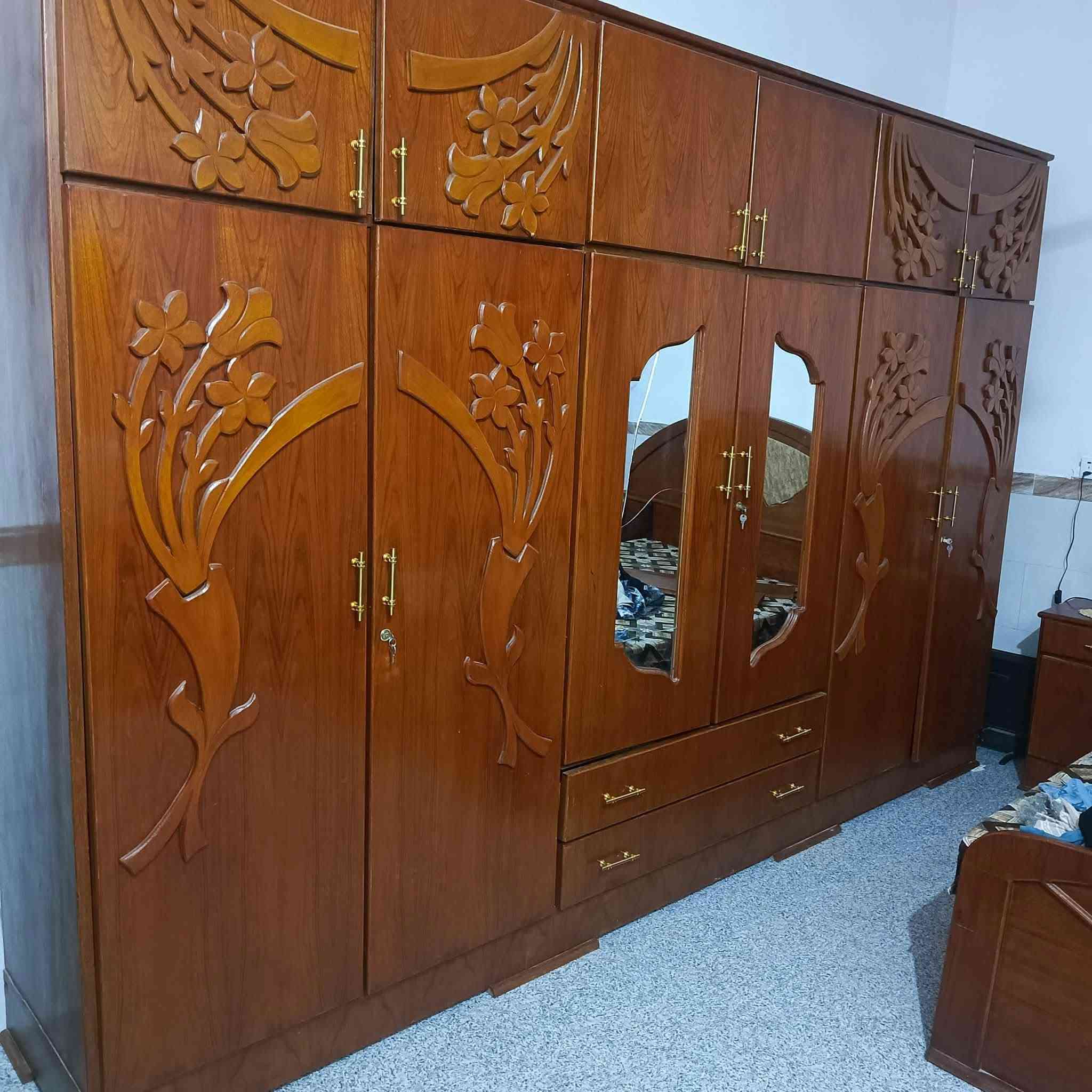 عندي غرفه خشاب نجاره البيع  ست بواب وملحق  الغراف كلش نضيف     مع دوشك  مكاني حي الزهراء   متواجد عل فيس سعر 650وبيه مجال شي قليل


**إذا كنت صاحب هذا الإعلان وتريد حذفه لأي سبب، رجاءا أرسل رسالة إلى الدعم الفني**