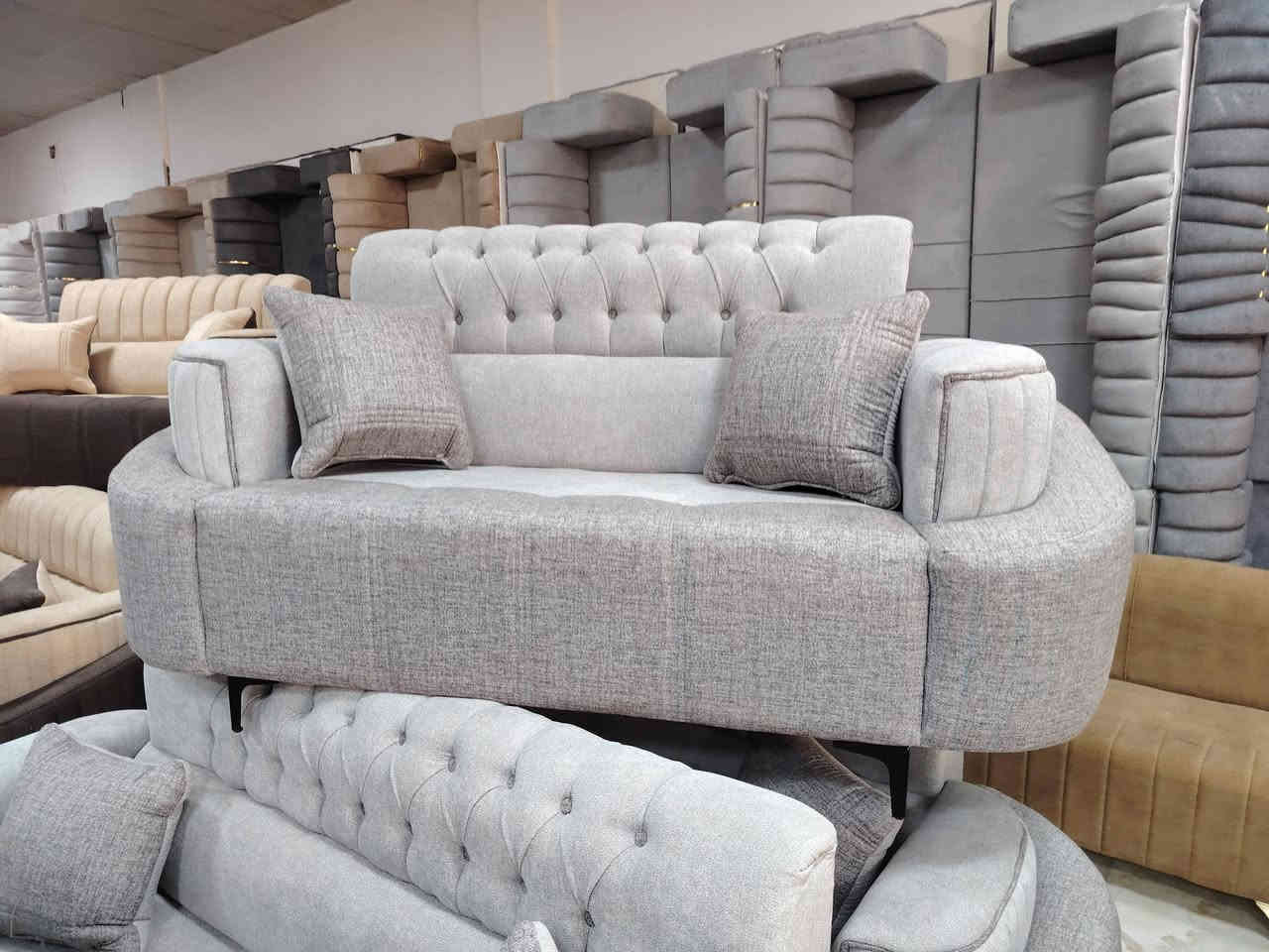 ⚜️👑 مجمع ابو بلاش للاثاث 👑⚜️.
جميع اللوان متوفر مختلف المديلات والقياسات صار عنده مراوس القديم بالجديد صار عدنه نضام القصد📌 العنوان كربلاء طريق الحر مجاور معمل الثلج  مقابيل الاتحاد الرياضي اي ستفسار الاتصال  يوجد واتساب 👈***********👉👈***********👉
