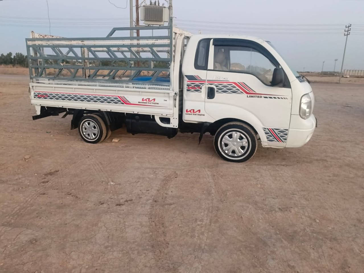 سلام عليكم سياره البيع كيه موديل 2010 رقم ذي قار نكليزي
سنويه 2030مجدده سياره جاهزه من كلشي

مكينه 2700 واكير واكسن شرط فحص

سياره مكفوله سعر 78 ورقة بيه مجال

المكان ناصريه ***********
