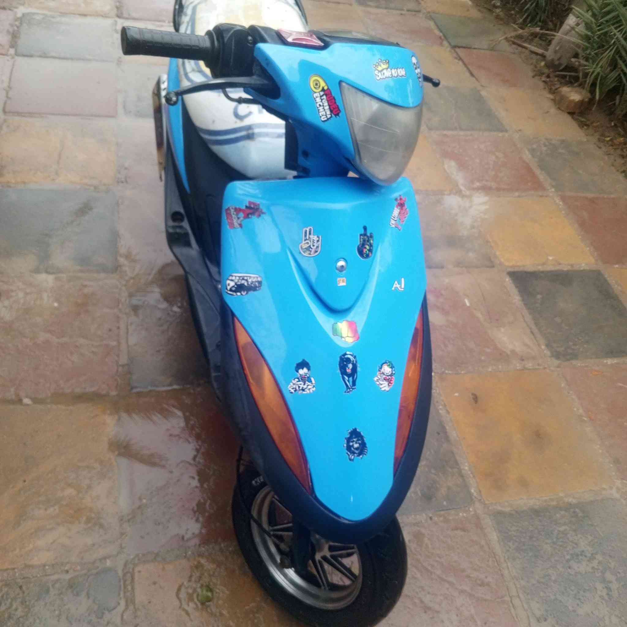 السلام عليكم
ماكس عدله للبيع دراجة اي نقص ما بيه خير من الله سلف هندر كله شغال بوشه بلادي 49 السعر 550 مكان بغداد جسر ديالى الجديد 
***********
