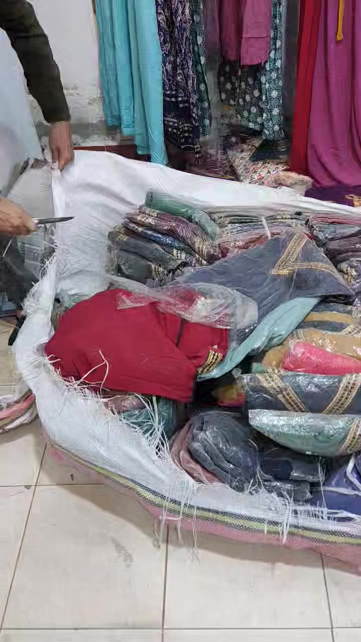 لحكو هسه وصلت بلاش بلاش ب6 الاف فقط وصول وجبة جديدة( تراكات موديلات خرافية قياسات خاصة وعادية) درجة اولى  موديلات جنن قياسات كامله لحكو متواجدين صباحا وعصرا وليلا الكل تجي تلحك العنوان العزيزية


**إذا كنت صاحب هذا الإعلان وتريد حذفه لأي سبب، رجاءا أرسل رسالة إلى الدعم الفني**