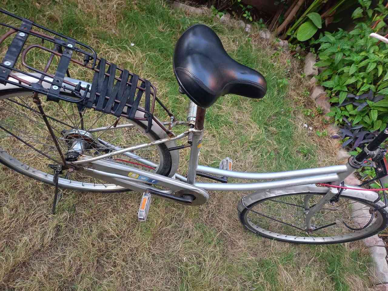 سلام عليكم بايسكل نضيف للبيع اي عيب ما بي السعر 65 ابي مجال


**إذا كنت صاحب هذا الإعلان وتريد حذفه لأي سبب، رجاءا أرسل رسالة إلى الدعم الفني**