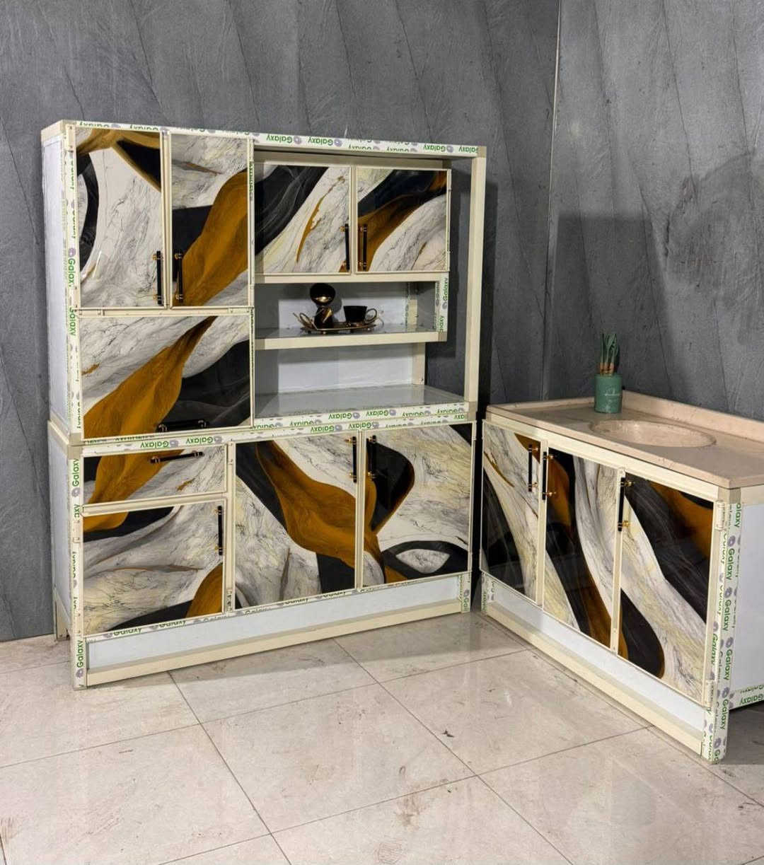 كاونتر ارضي وملحق متر ونص 
سنك  متر وعشرين 
السنك مرمر صناعي 
السعر 250 الف 

التوصيل 🚚🚚🚚
داخل بغداد مجاني 
اطراف بغداد (15) الف 
محافظات حسب بالبعد


**إذا كنت صاحب هذا الإعلان وتريد حذفه لأي سبب، رجاءا أرسل رسالة إلى الدعم الفني**