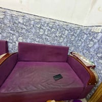 تخم ونص • كنب