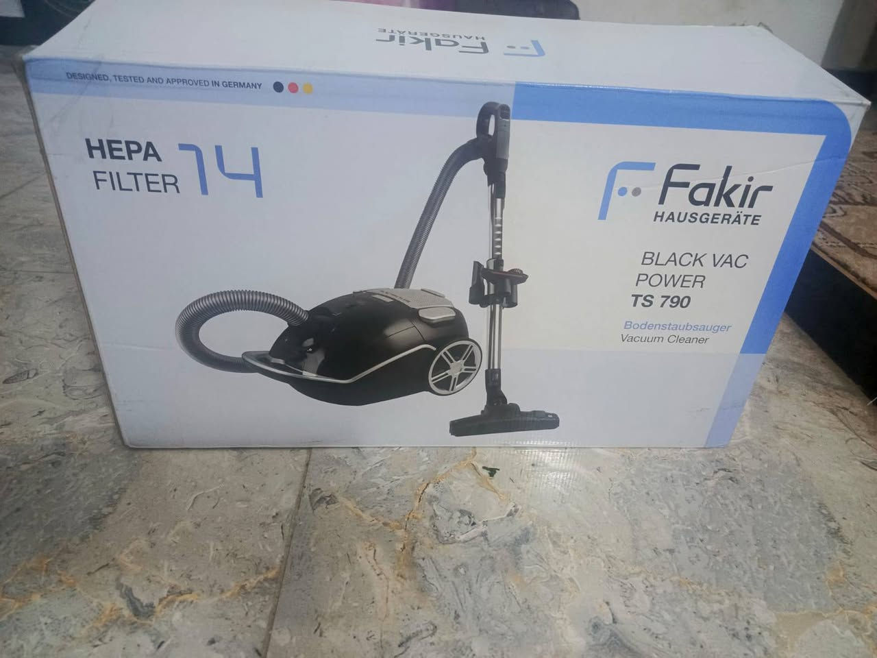 مكنسة كهربائية اخت الجديده المانية ماركة
Fakir. كيبل بكرة يفتح طول حسب الحاجة
تشتغل عالوطني وعالسحب بيهه تحكم امبيرية وشغلهه حلو سعرهه 85المكان بغداد.دورة
***********
