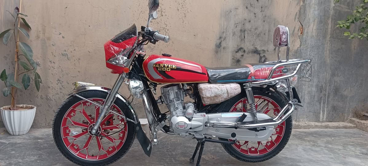 سلام علیکم رحمه الله و بركاته 🖐️
‏
‏JANYEE 200🦅🦅⚔️
‏
‏للبیع 5گیر جني كله ابو تاج اصلي 💥💥
‏موديل 2025 دراجه جديد ماشي كلش قليل ✅
‏منفيس كامل 📝 سويجات 🔑 كنترولات كامل📱
‏مستخدم قليل ✅ نشاط فول دراجه 🚀🚀
‏دراجه فول مواصفات دشبول الكتروني 🖥️
‏ویل عنكبوت دراجه زيرو زيرو💥💥
‏5یرجع بوش تایر چوبلس فول دراجه ✅
‏سعر تعال خاص شراي خابرني 📞📞 ***********/***********
