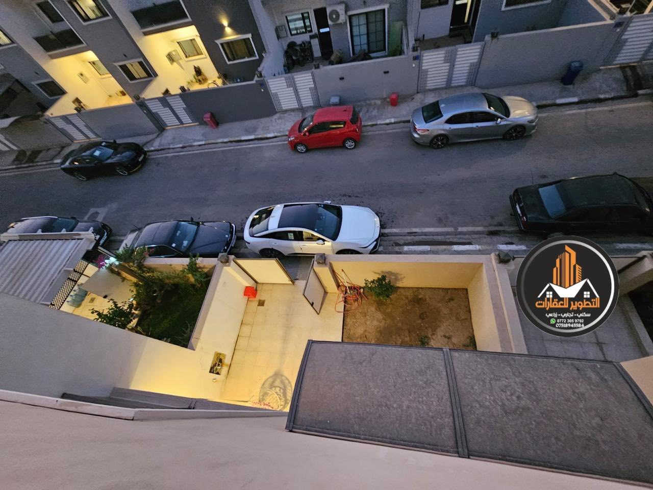 للباحثين عن دار سكني بل اقساط 
فرصه عقاريه استثماريه للسكن 
بأرقى مجمعات الموصل السكنيه بل اقساط 💯🔥 
دار سكني للبيع في مجمع الشروق ☀️ 
مساحة 150متر طابق ونص 
واجها 7.5 عمق 20
يحتوي على اربع 4️⃣ غرف نوم وهول واستقبال وصحيات فوق وجوا 
القسط على 20 سنه يدفع شهرياً 
 مدفوع قسط سنتين تقريبا 
القسط الشهري 540 الف 
علما ان الدار مؤجر حالياً بـ350 الف

للاستفسار اكثر مراجعة مكتب التطوير للعقار سايدين الميثاق مقابل مطعم رائدر بدر وقرب جامع لا إله إلا الله 
اوالاتصال على الارقام التالية🔸
*********** واتس + فايبر
‏*********** واتس + فايبر 
*********** واتس + فايبر
 ***********  واتس + فايبر

1️⃣ يوجد بيوت  للبيع  سكني تجاري🏭
2️⃣ يوجد اراضي للبيع سكني زراعي🏡
3️⃣ يوجد تعقيب تحويل ملك عقار📋
4️⃣ يوجد  كادر مساحين اراضي📐
5️⃣يوجد كادر بناء بيوت 🧱
6️⃣ يوجد كادر تفليش بيوت 🏗
🔹 نستقبل كافه العروض التجاريه والسكنيه 
🔹وعروض الايجارات على مدار 24 ساعه
