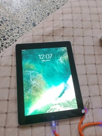 ايباد ايفون شغال تكنيك فول برنامج العاب شغلات سعر حلو 75 الف او مراوسه...