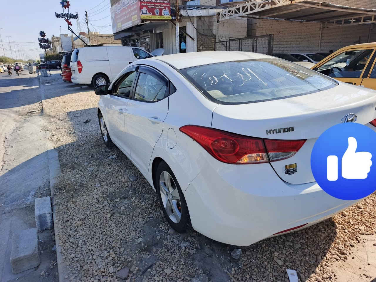 سلام عليكم
الانتره مديل ١٣خليجي 
مكينه 1800 رقم شمالي 
الكردي يريد تحويل مباشر 
مكفوله من الضربه فقط صبغ قطعه جاملغ امامي 
بدون تبديل 
وبيها بارد شي قليل جاملغ خلفي 
مكاني كربلاء 
السعر ١٠٨ وبي مجال قليل 
كير مكينه تبريد جاهزه 
رقم ***********
