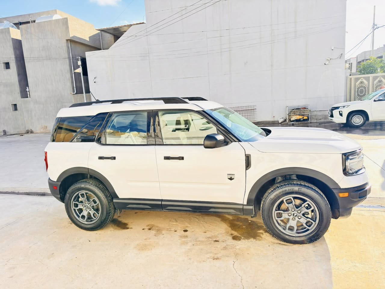 2024 𝐅𝐎𝐑𝐃 𝐁𝐑𝐎𝐍𝐂𝐎-𝐁𝐈𝐆 𝐁𝐄𝐍𝐃 - 𝐀𝐖𝐃
فورد برونكو ( رقم اربيل) موديل : 2024

السعر :185$ وبيها مجال للطيبين

اللوان : ابیض  

عداد المسافة :27  الف -ميل

حجم المحرك : 1.5L TURBO

ملاحطة السيارة : فقط جاملخ السايق صبغ +بارد جاملخ الخلفي 

دفع رباعي : 𝐀𝐖𝐃

‏‎بصمة ابواب 

‏‎بصمة تشغيل

تشغيل عن بعد

‏‎شاشة دشبول ديجيتال

‏‎كاميرا

هاند بريك بصمة

اوتو هولد : 𝐀𝐔𝐓𝐎 𝐇𝐎𝐋𝐃              

اوتو ستارات : 𝐀𝐔𝐓𝐎 𝐒𝐓𝐀𝐑𝐓

اوتو ستوب :  𝐀𝐔𝐓𝐎 𝐒𝐓𝐎𝐏

رادار امامي (تحديد مسار)

‏‎رادار جانبي (نقاط عمياء)

‏‎رادار خلفي (التحذير من الاصطدام)

‏‎حساسات امامي

‏‎حساسات جانبي 

‏‎حساسات خلفي 

نظام 𝐎𝐅𝐅-𝐑𝐎𝐀𝐃

نظام :𝐒𝐇𝐎𝐖

نظام :𝐀𝐔𝐓𝐎

نظام : 𝐄𝐂𝐎

نظام : 𝐍𝐎𝐑𝐌𝐀𝐋

نظام : 𝐒𝐏𝐎𝐑𝐓

تحكيمات استيرن

تبريد مركزي

لايتات 𝐋𝐄𝐃 ليد عدسة زينون  

بكلايتات 𝐋𝐄𝐃 ليد 

ويل كروم

عنوان📍كركوك


**إذا كنت صاحب هذا الإعلان وتريد حذفه لأي سبب، رجاءا أرسل رسالة إلى الدعم الفني**