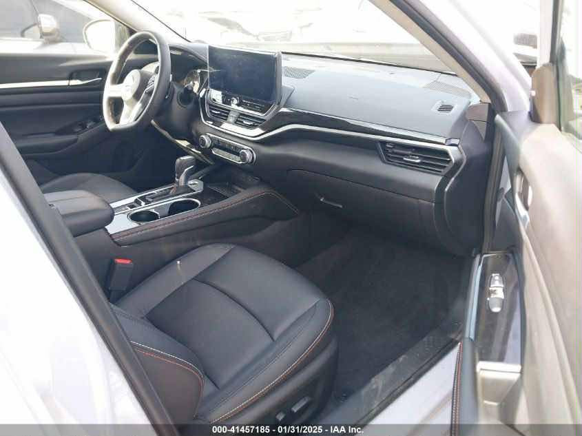 السلام عليكم نيسان التيما موديل 2024. سياره SR فول حته فتحه بيها شاشه كبيره هواي بيها مواصفات. رقمها واربيل باسمي رقمتها قبل 4 اشهر    عنوان السياره بصره  رقم الهاتف ***********     والسعر ب175 وبيها قليل رجائن مو شراي عبرها    عنوان السياره بصره
