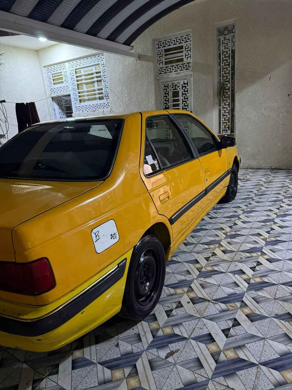 سلام عليكم بيجو موديل2018 بيها تبديل فقط جاملغ كير مكينه خير من لله للأستفسار اتصال ع رقم***********
